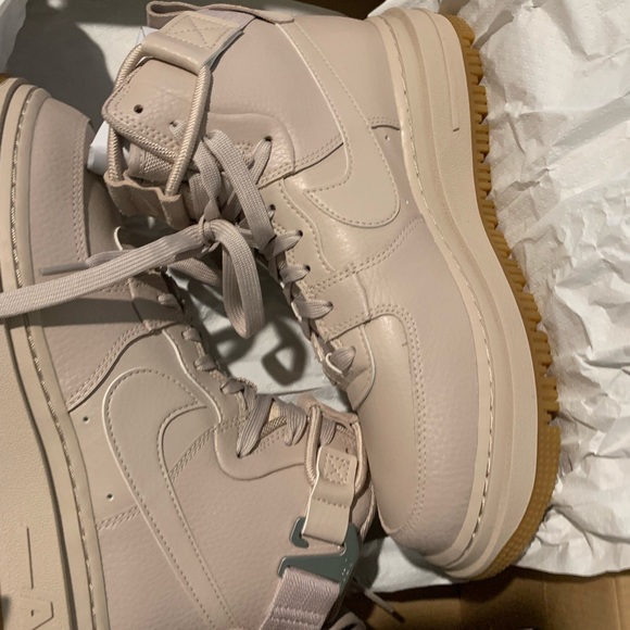 Brand new in box Limited edition nike air force 1 boot - Picture 11 of 11